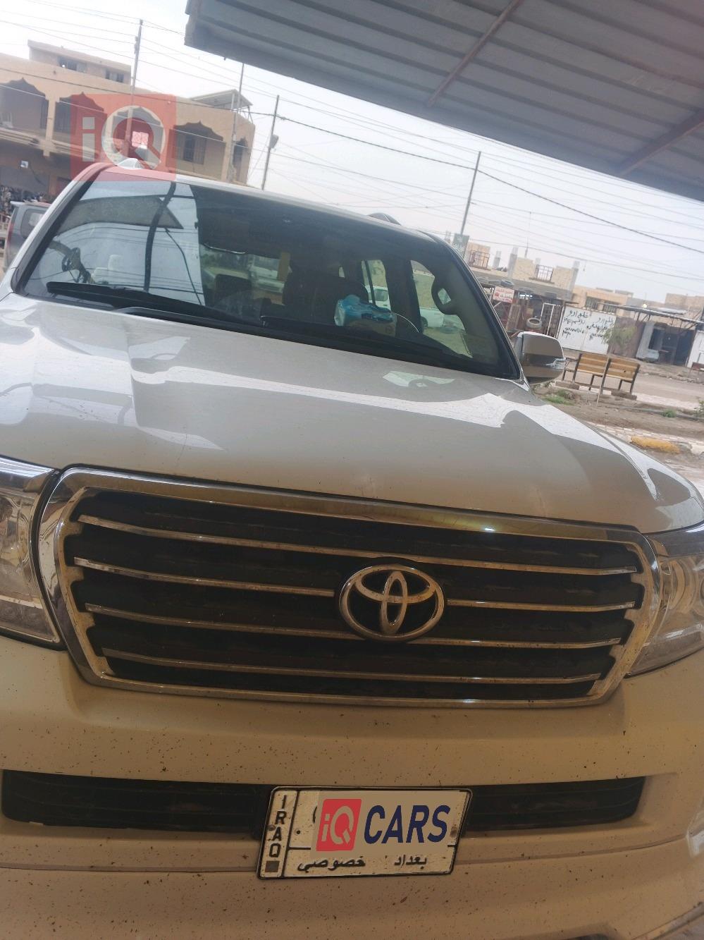 تويوتا لاندكروزر